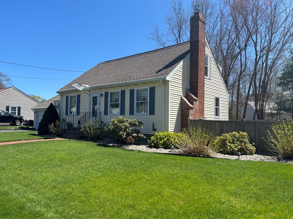 74 Nelson Rd, Weymouth, MA 02190 exterior