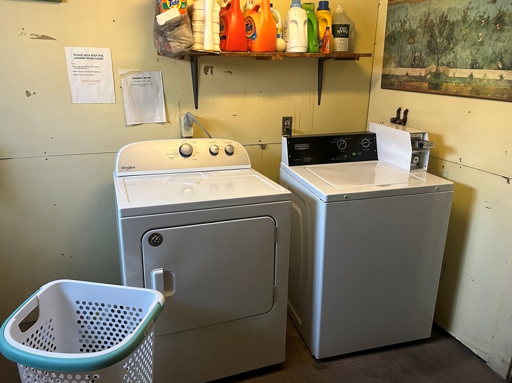 6 Parkway Rd, Brookline MA  02445-5463 exterior