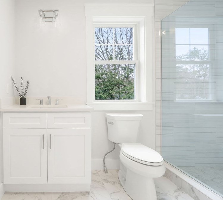 17 Greenleaf Rd, Natick MA  01760-3115 exterior