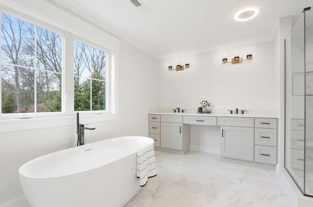 17 Greenleaf Rd, Natick MA  01760-3115 exterior