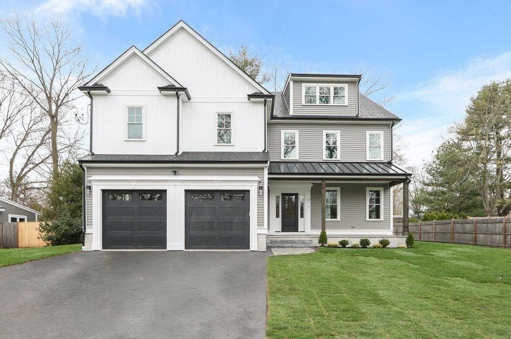 17 Greenleaf Rd, Natick MA  01760-3115 exterior