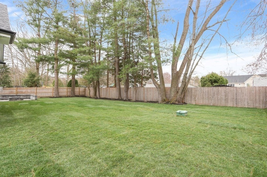 17 Greenleaf Rd, Natick MA  01760-3115 exterior