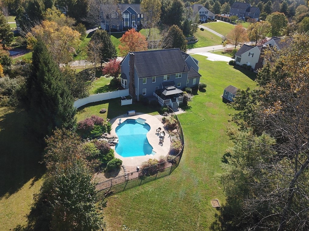 23 Fawn Ter, Groton, MA 01450 exterior