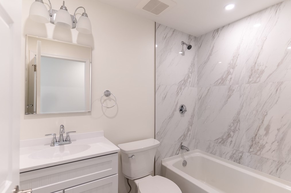 176 Powderhorn Dr, Taunton MA  02780-1233 exterior