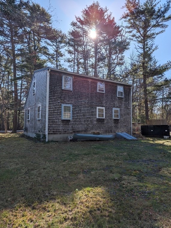 14 Forest St, Carver, MA 02330 exterior