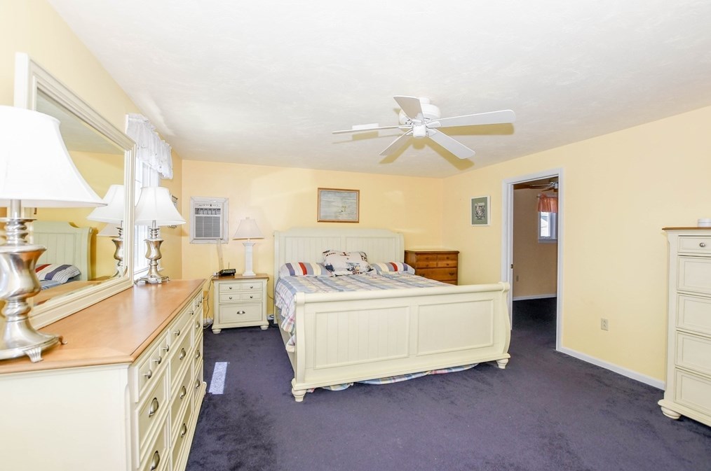 1 Glen Ave, Wareham MA  02571-1905 exterior