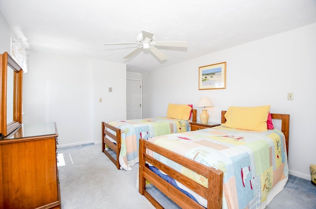 1 Glen Ave, Wareham MA  02571-1905 exterior