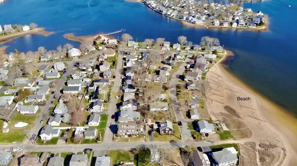 1 Glen Ave, Wareham MA  02571-1905 exterior