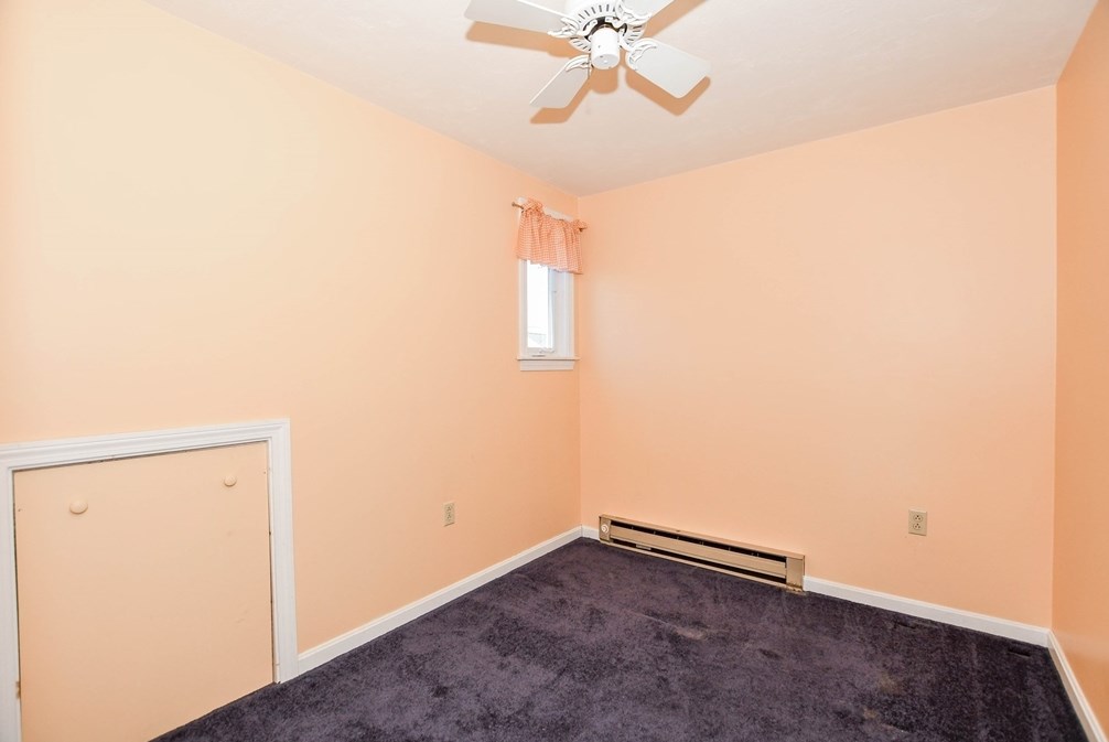 1 Glen Ave, Wareham MA  02571-1905 exterior