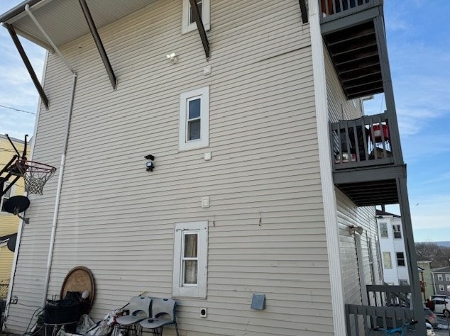 79-83 Fox St, Worcester, MA 01604