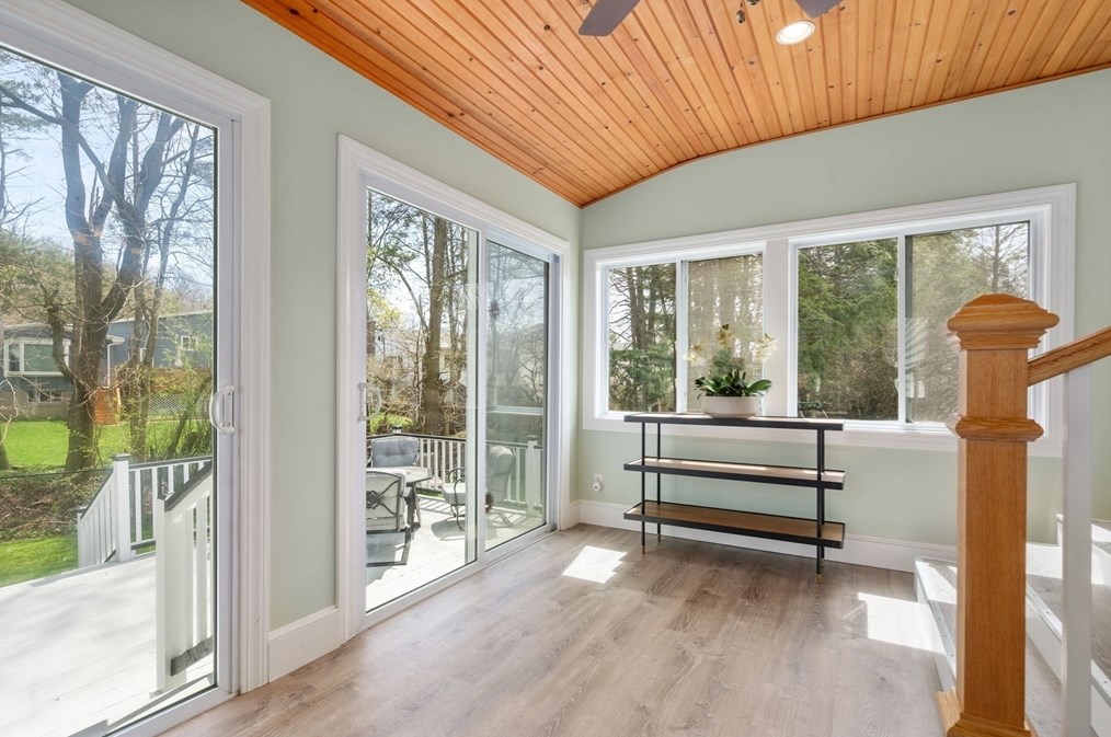 90 Olde Fld Rd, Newton MA 02459-2722 exterior