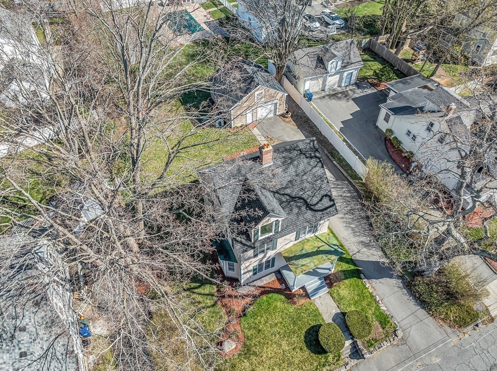 8 Vassar St, Leominster MA 01453 exterior