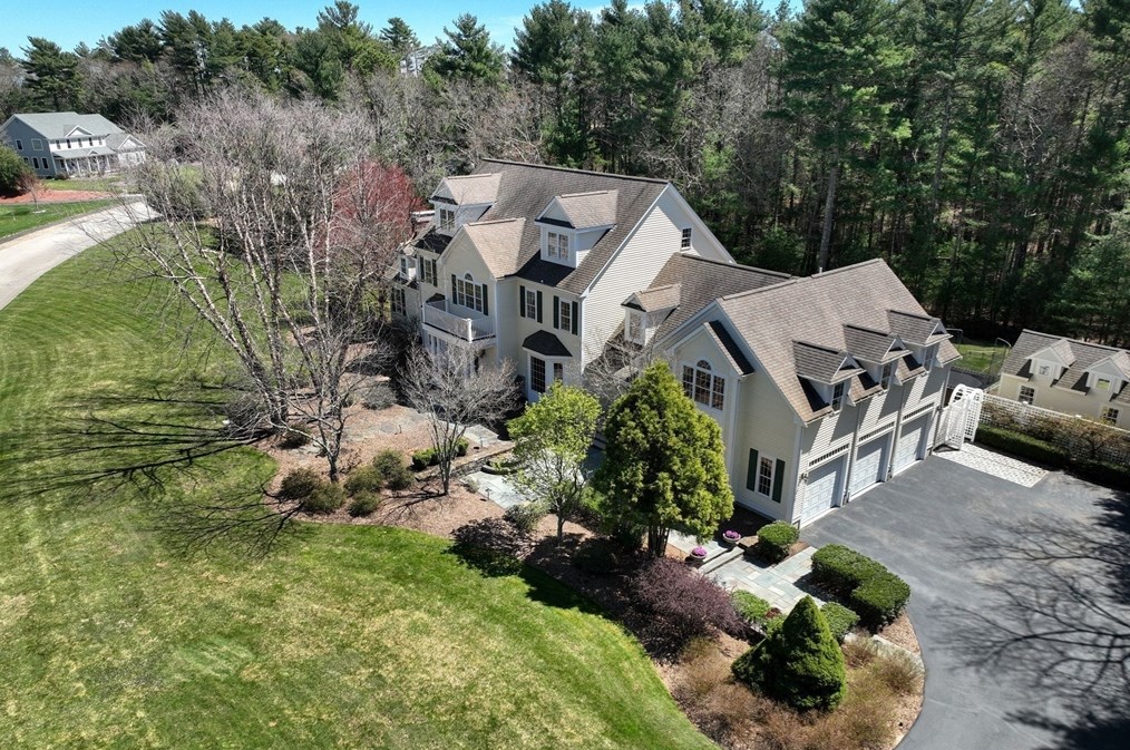 299 Country Club Way, Kingston, MA 02364 exterior