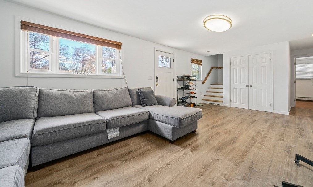 15 Mcdevitt Rd, Randolph MA  02368-3848 exterior