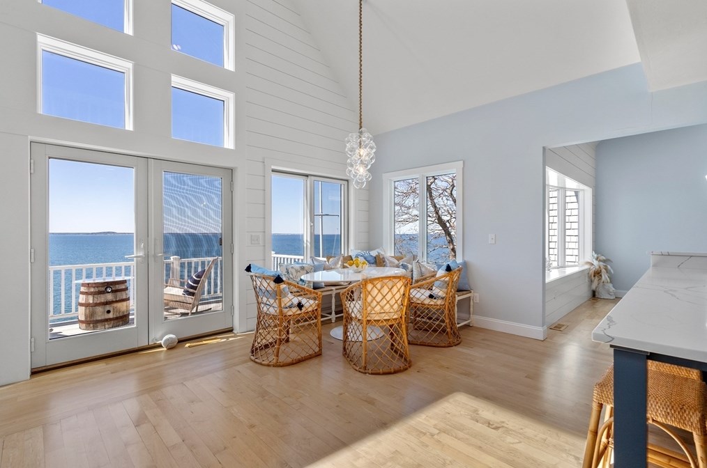 64 Bay Shore Dr, Plymouth MA  02360-2006 exterior