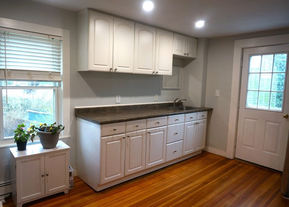 155 Church St #2, Holliston, MA 01746