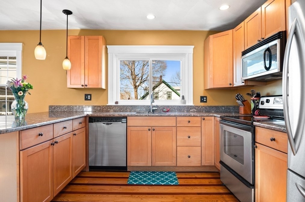 16 School #2, Beverly, MA 01915