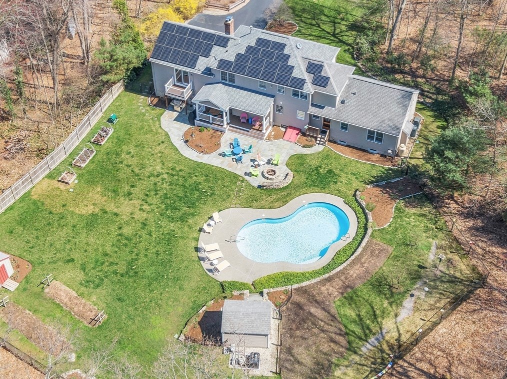 32 Butler Rd, Mendon, MA 01756