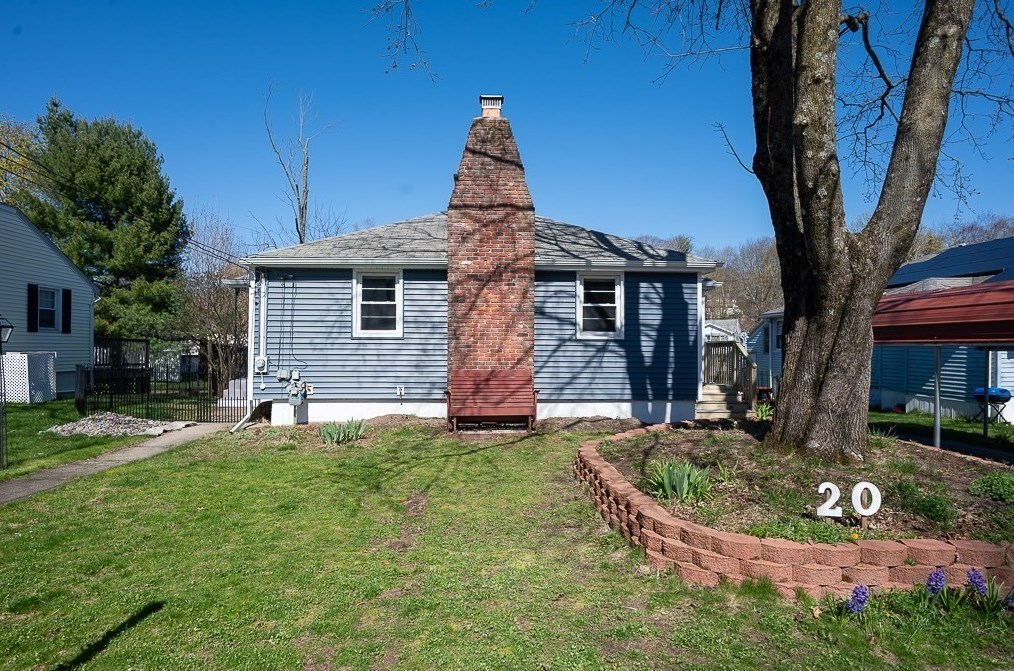 20 Olean St, Worcester, MA 01602