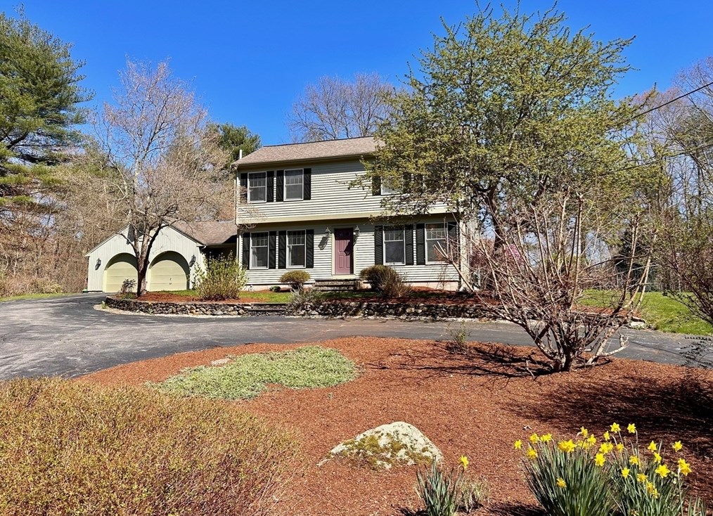 51 Fairview Ave, Rehoboth, MA 02769
