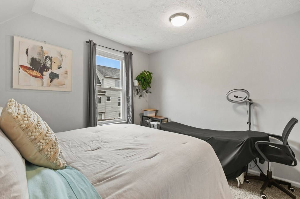 1 Regan St, Gardner MA  01440-4015 exterior