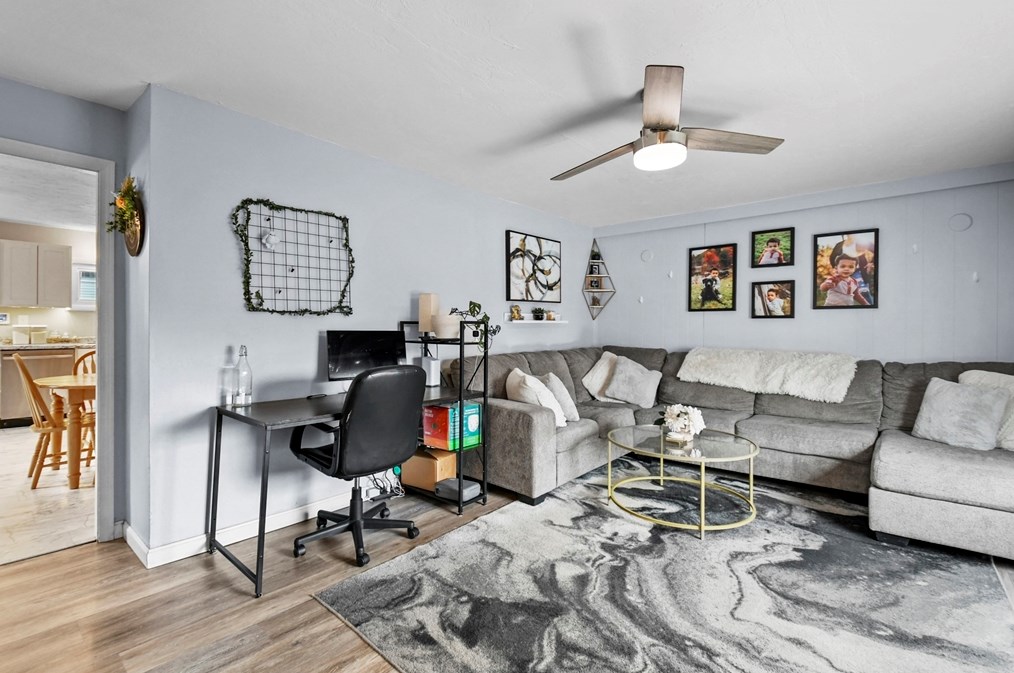 1 Regan St, Gardner MA  01440-4015 exterior