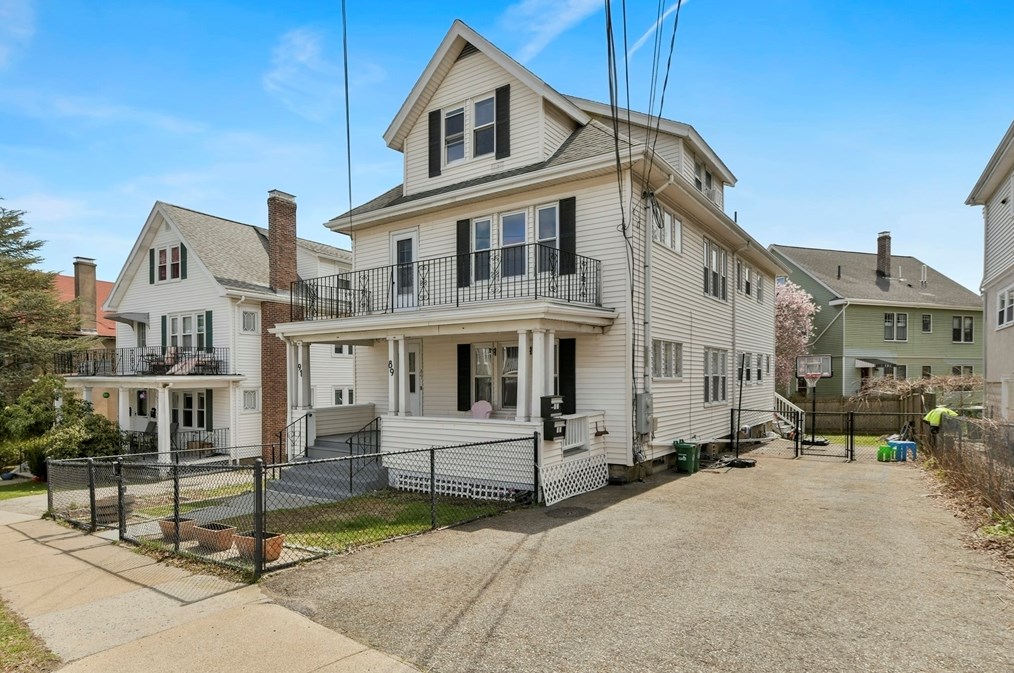 91 Boylston St, Watertown MA  02472-1901 exterior