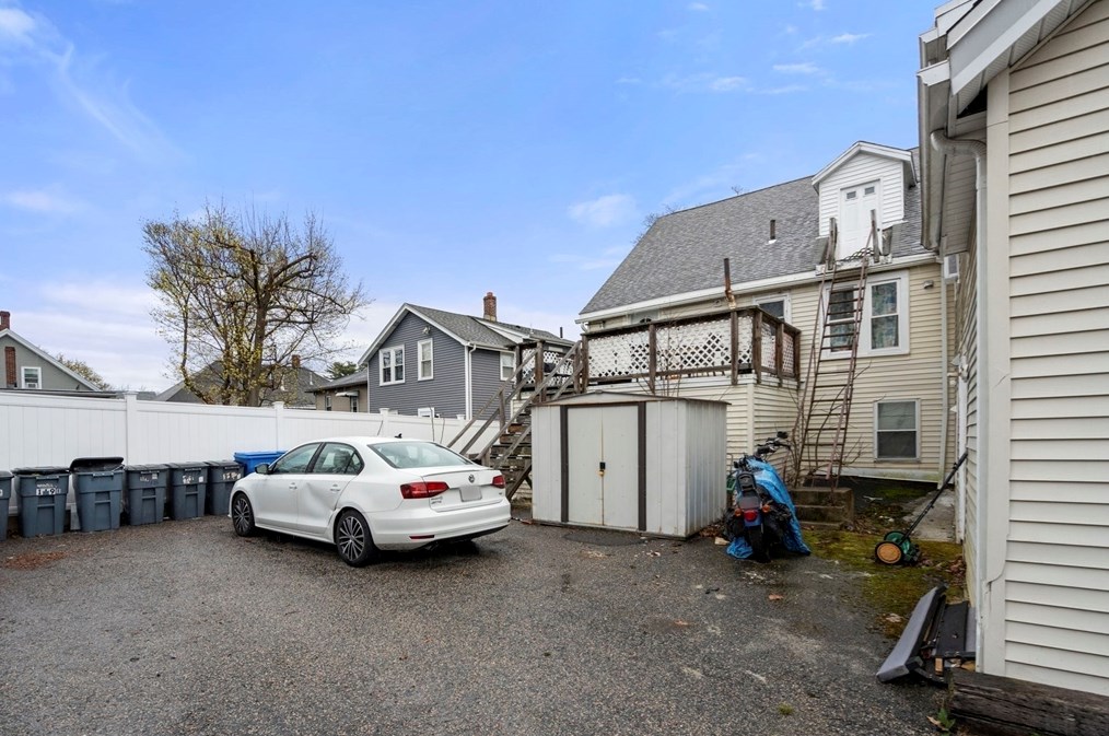 117 South St, Waltham MA  02453-3535 exterior