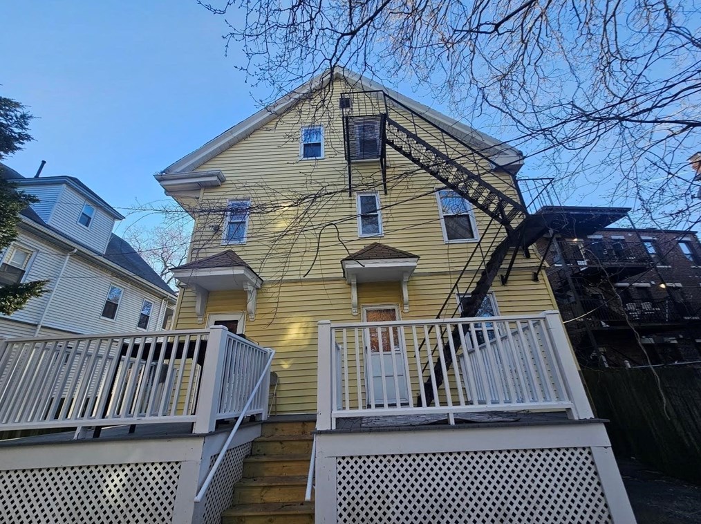 157 Crawford St, Boston MA exterior