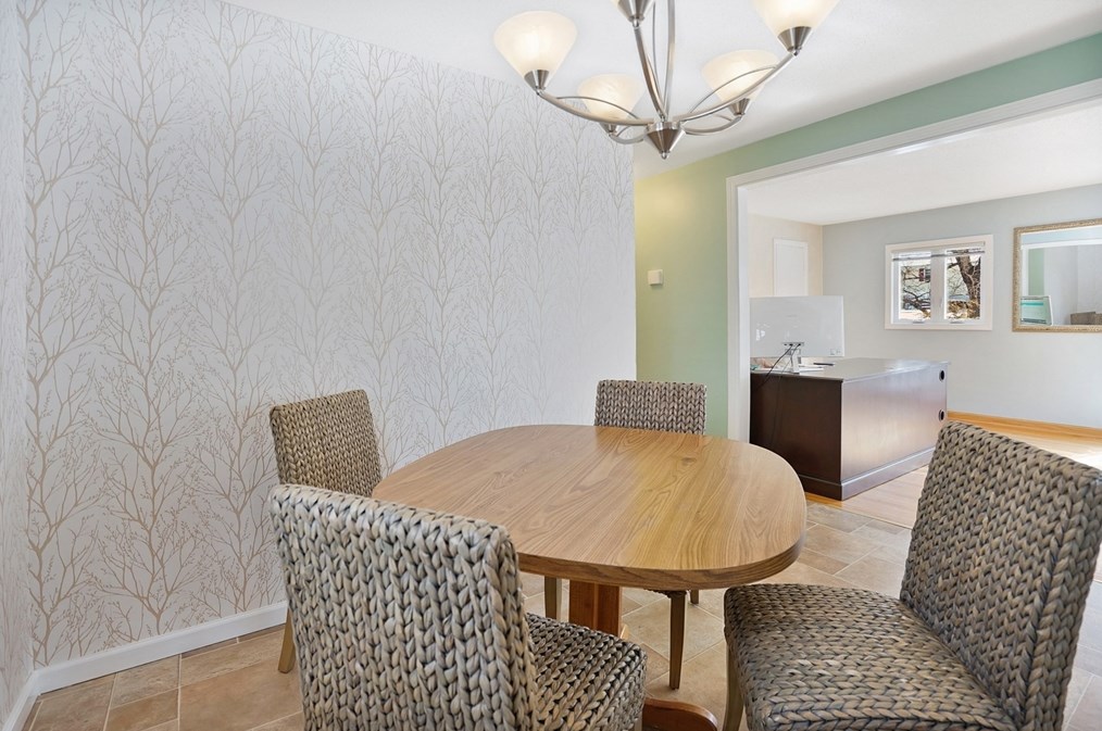 72 Gail St, Springfield MA  01108-3319 exterior