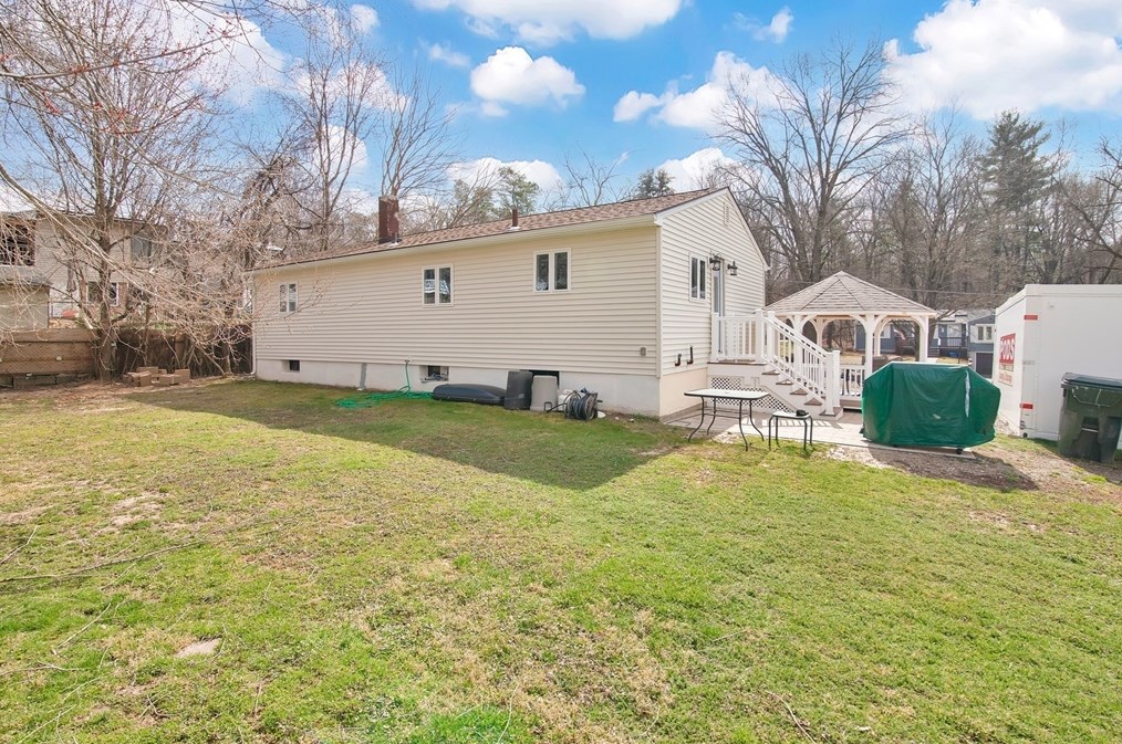 72 Gail St, Springfield MA  01108-3319 exterior