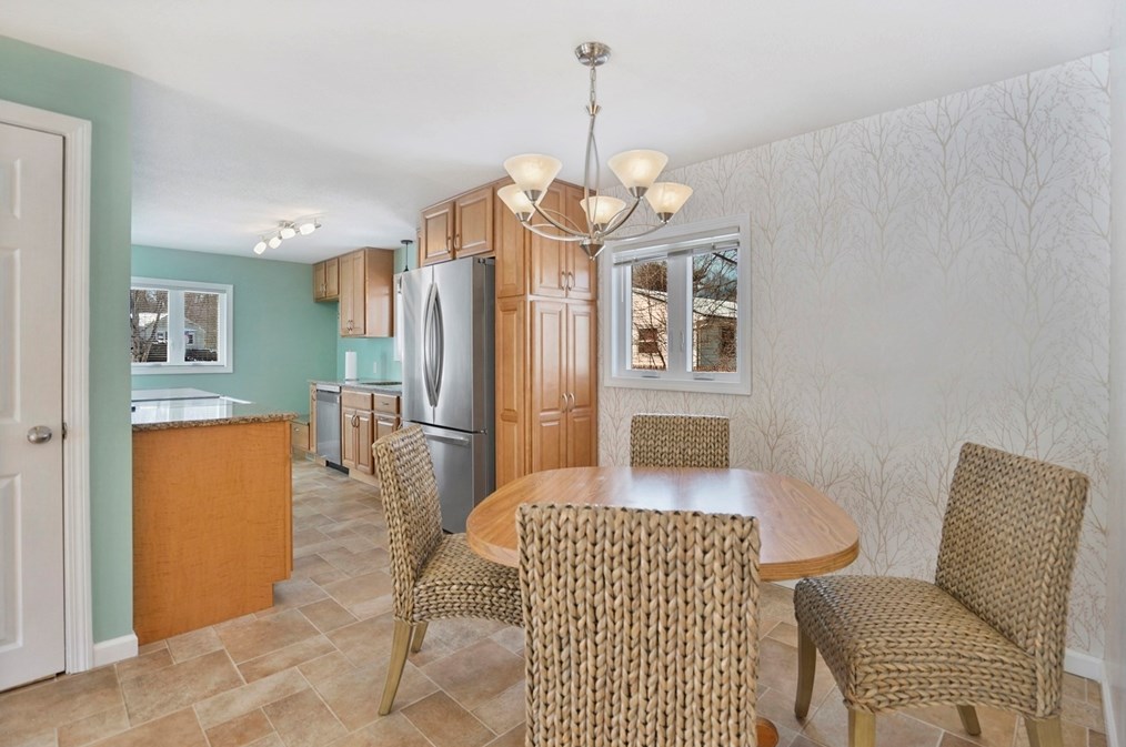 72 Gail St, Springfield MA  01108-3319 exterior