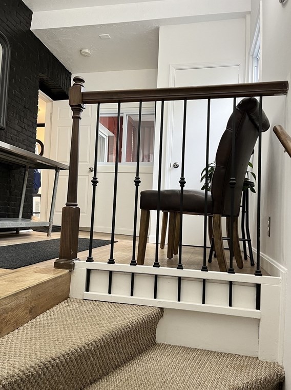 5 State St #r4, Worcester, MA 01609