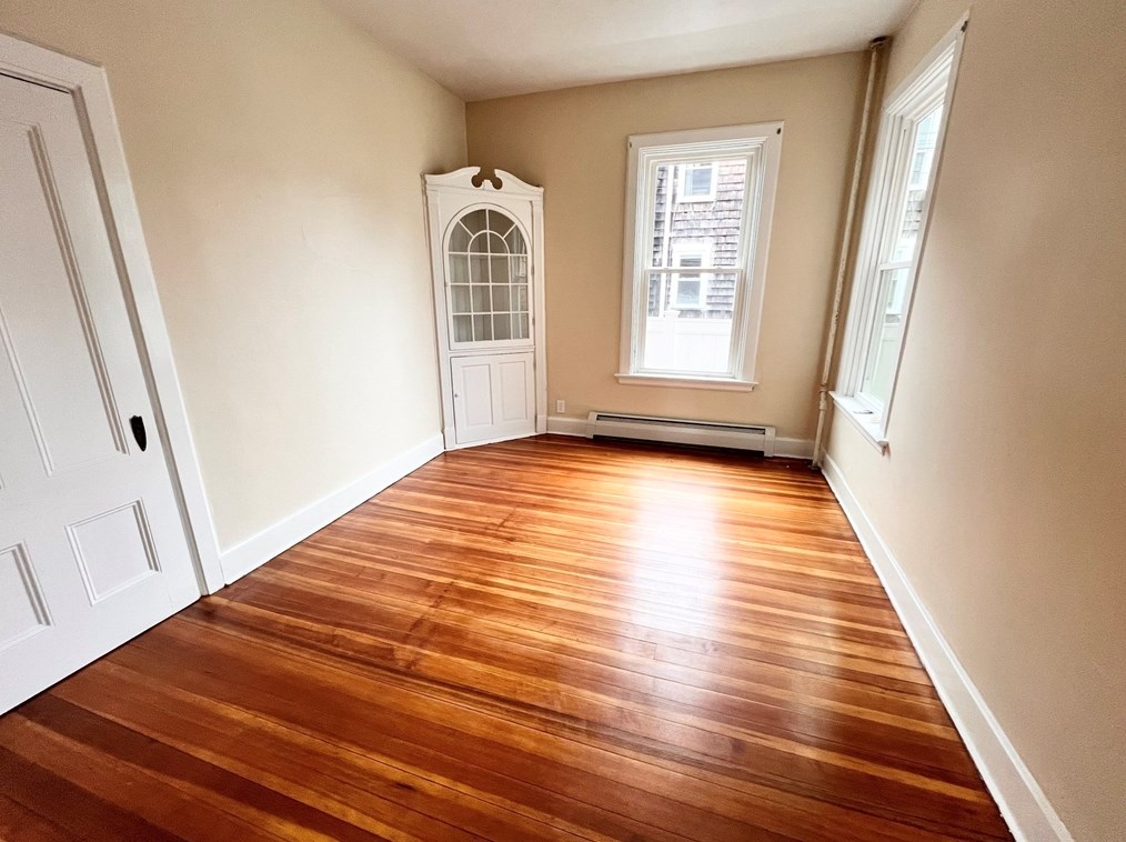 32 Barnum St, Taunton MA 02780-4602 exterior