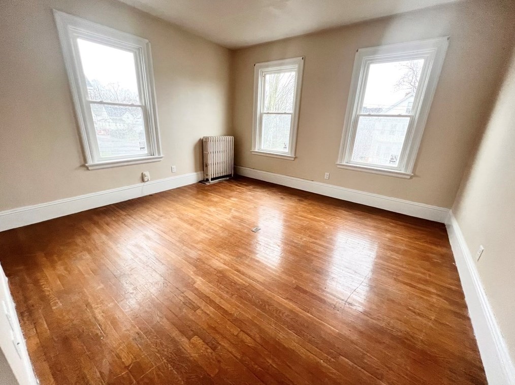 32 Barnum St, Taunton MA 02780-4602 exterior