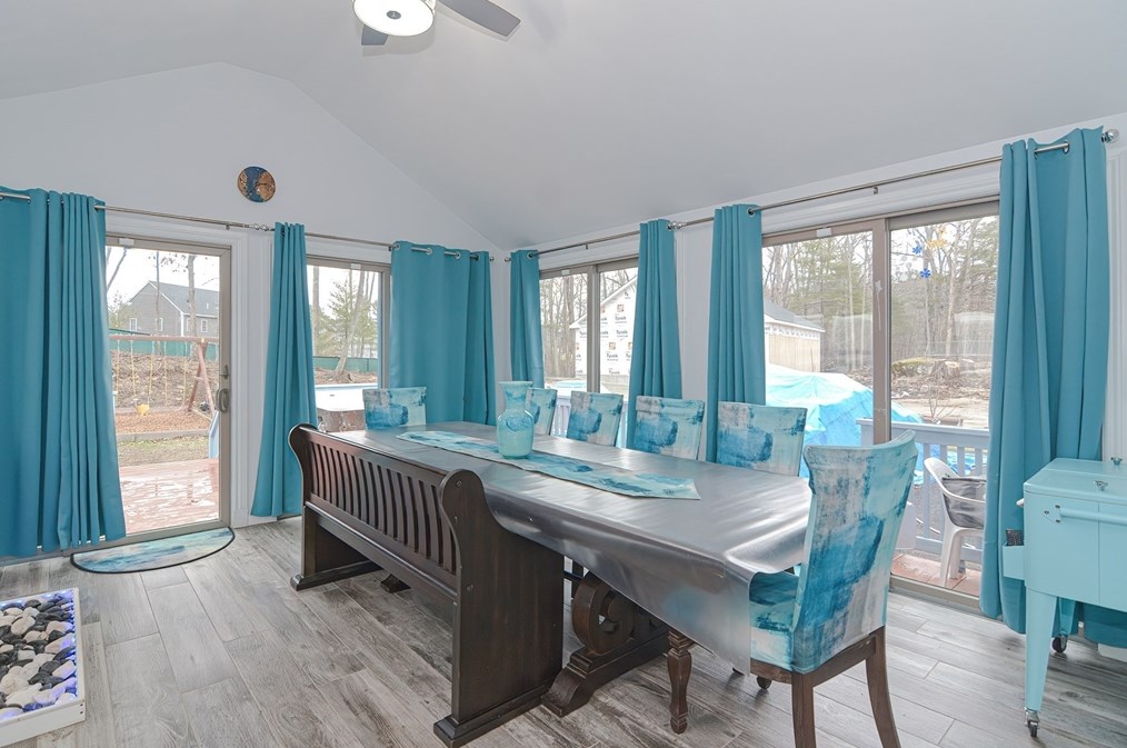 62 Mellen St, Bellingham MA 02019-1006 exterior