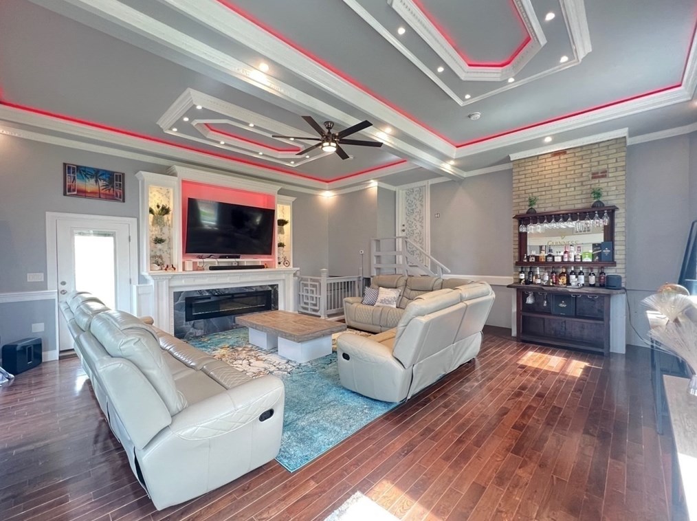 62 Mellen St, Bellingham MA 02019-1006 exterior