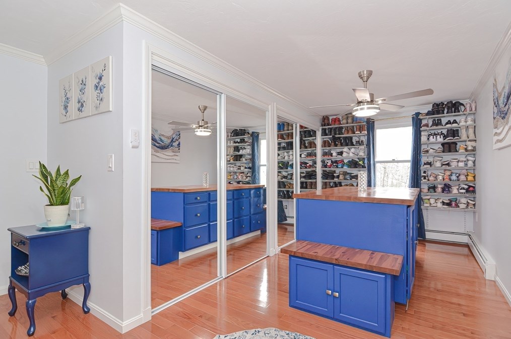 62 Mellen St, Bellingham MA 02019-1006 exterior