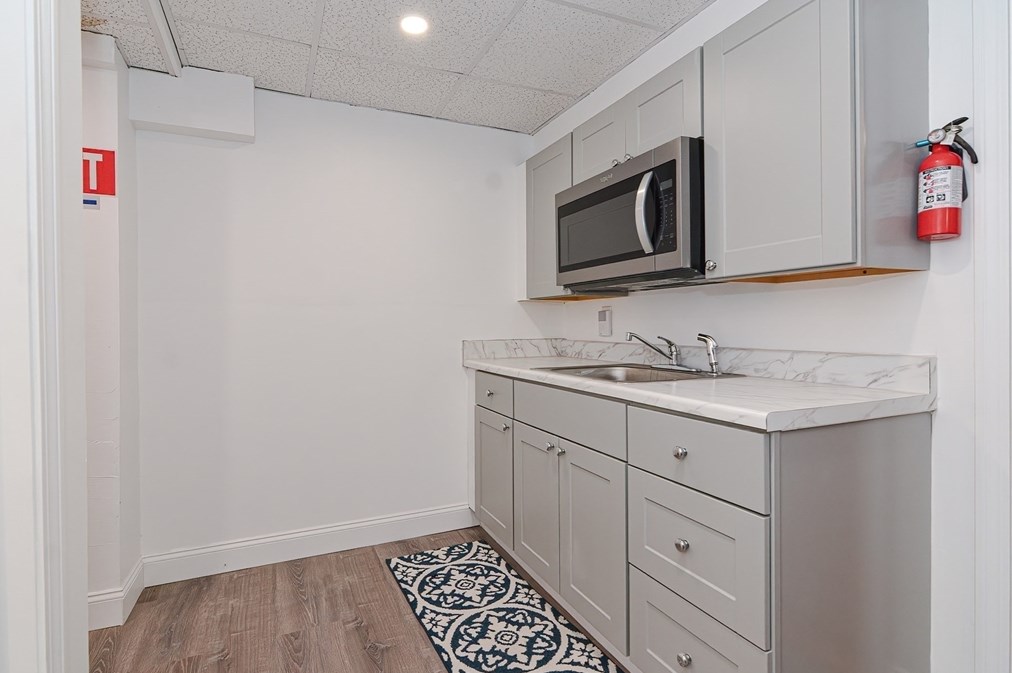 62 Mellen St, Bellingham MA 02019-1006 exterior