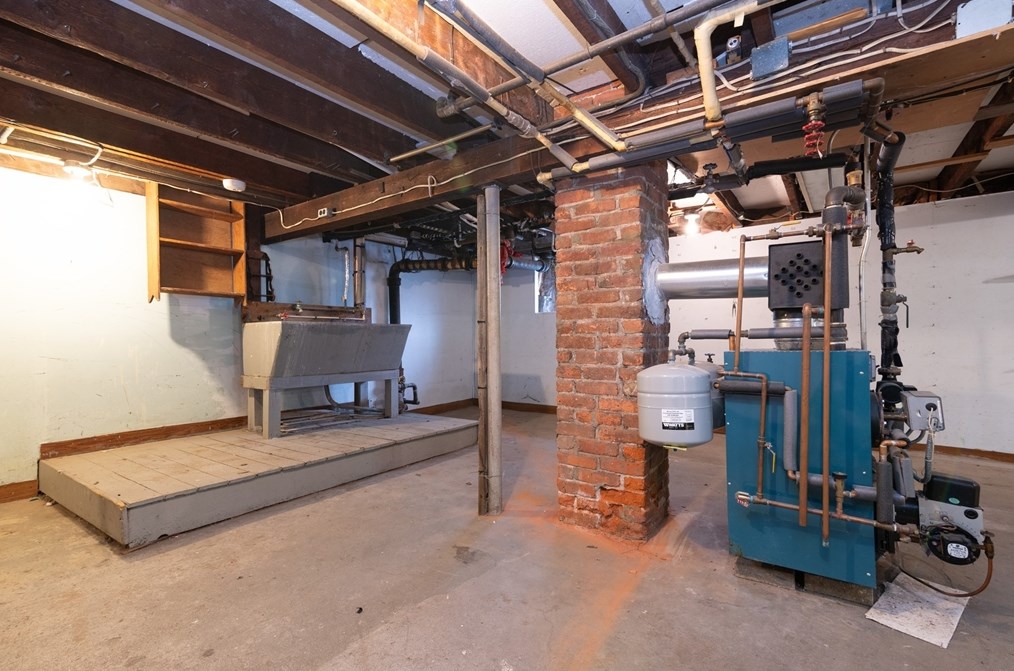 1 Meadowbrook Rd, Braintree MA exterior