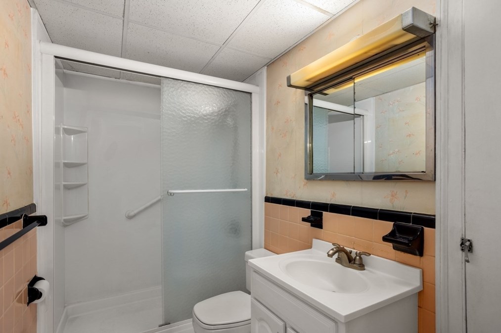 45 Lafayette St, Waltham MA 02453-6828 exterior