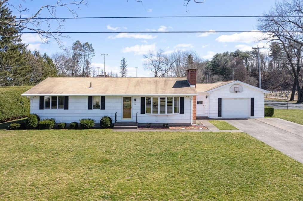 126 Highland View St, Montgomery, MA 01085