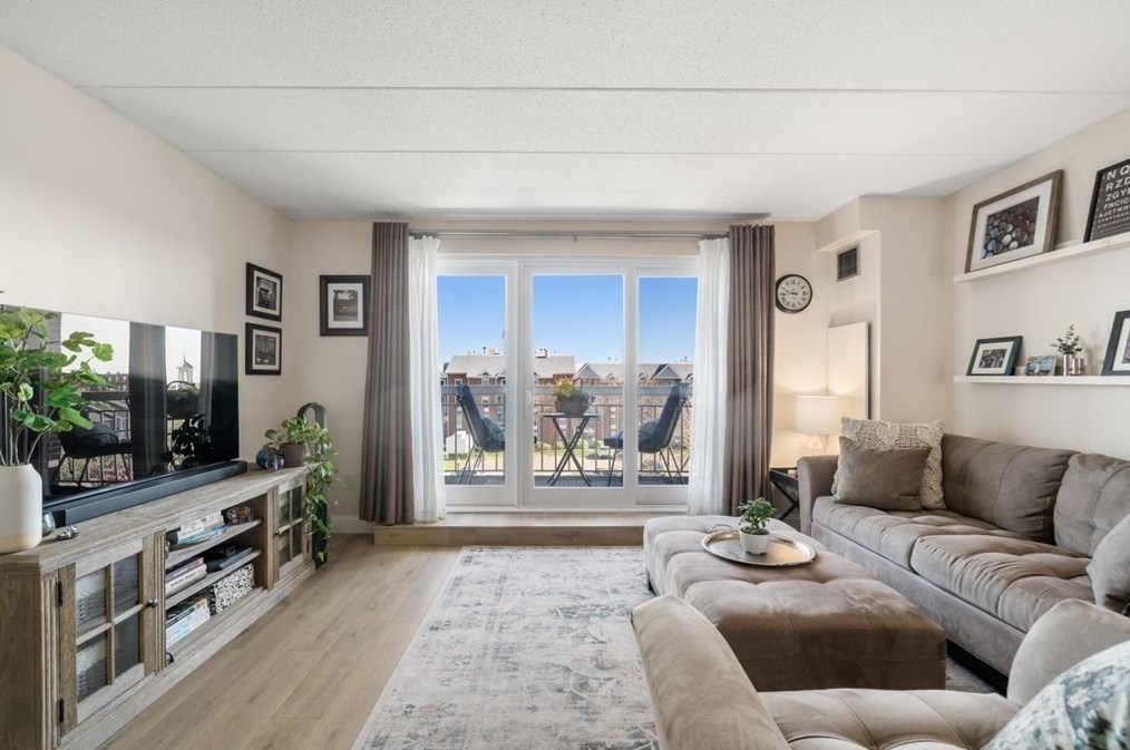 50 Boatswains Way #413, Chelsea, MA 02150