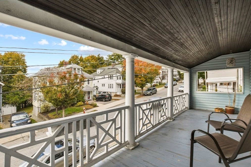 72 Bradford Rd, Watertown MA 02472-1215 exterior