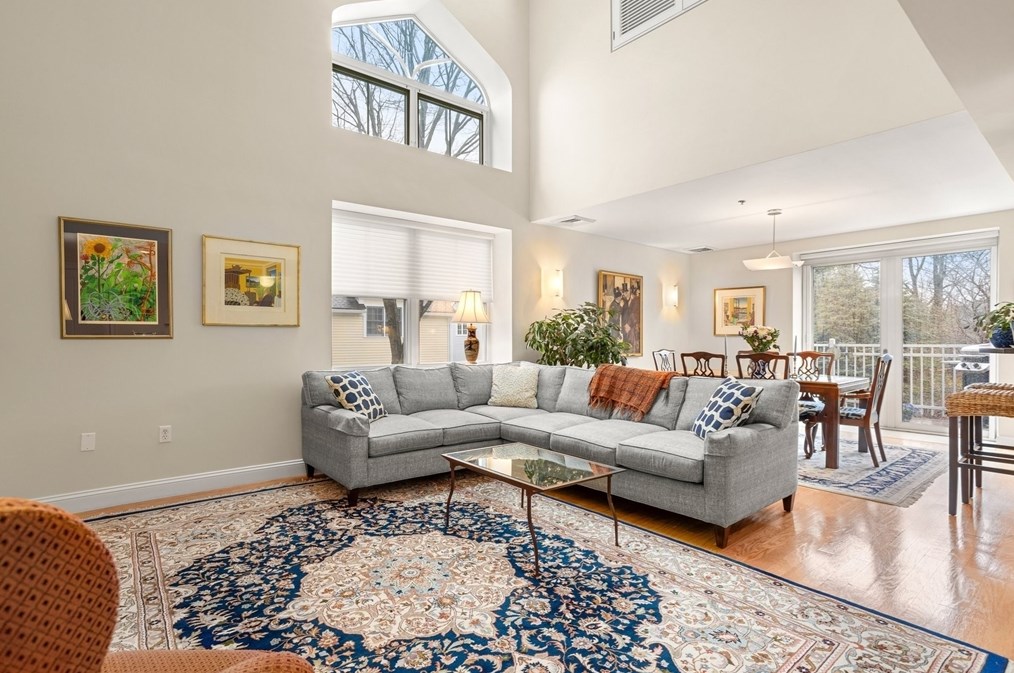 47 Village Ave #204, Dedham, MA 02026