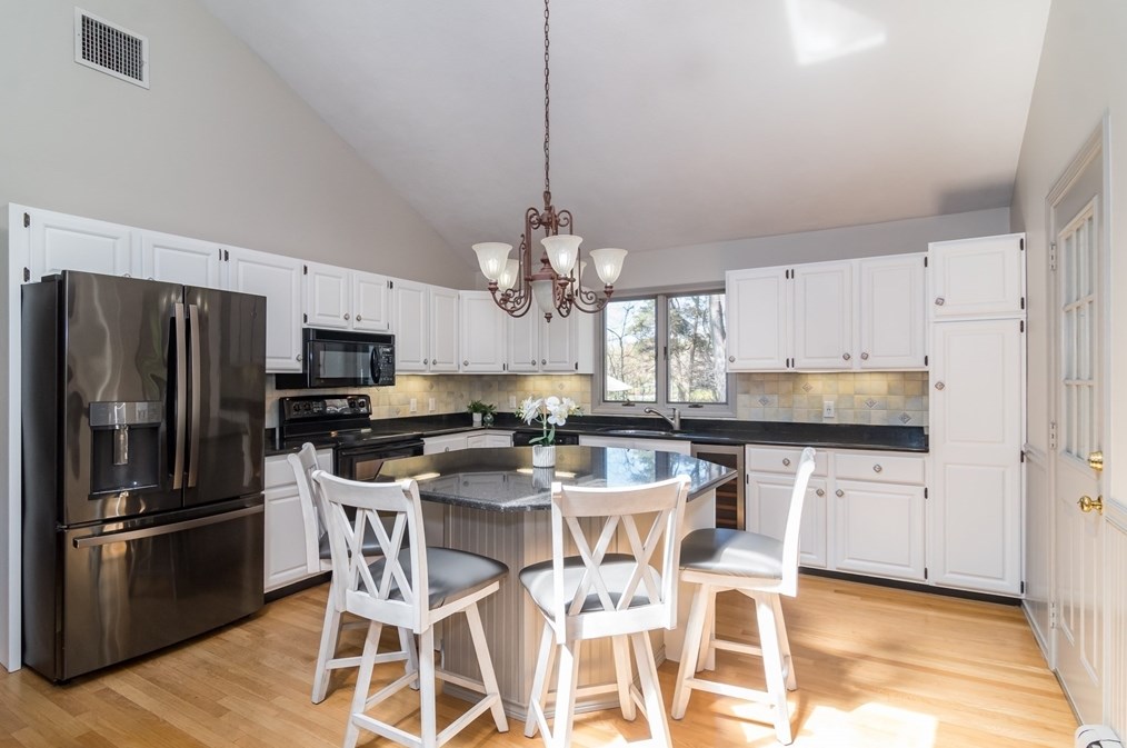 116 Stock Farm Rd, Sudbury, MA 01776 exterior