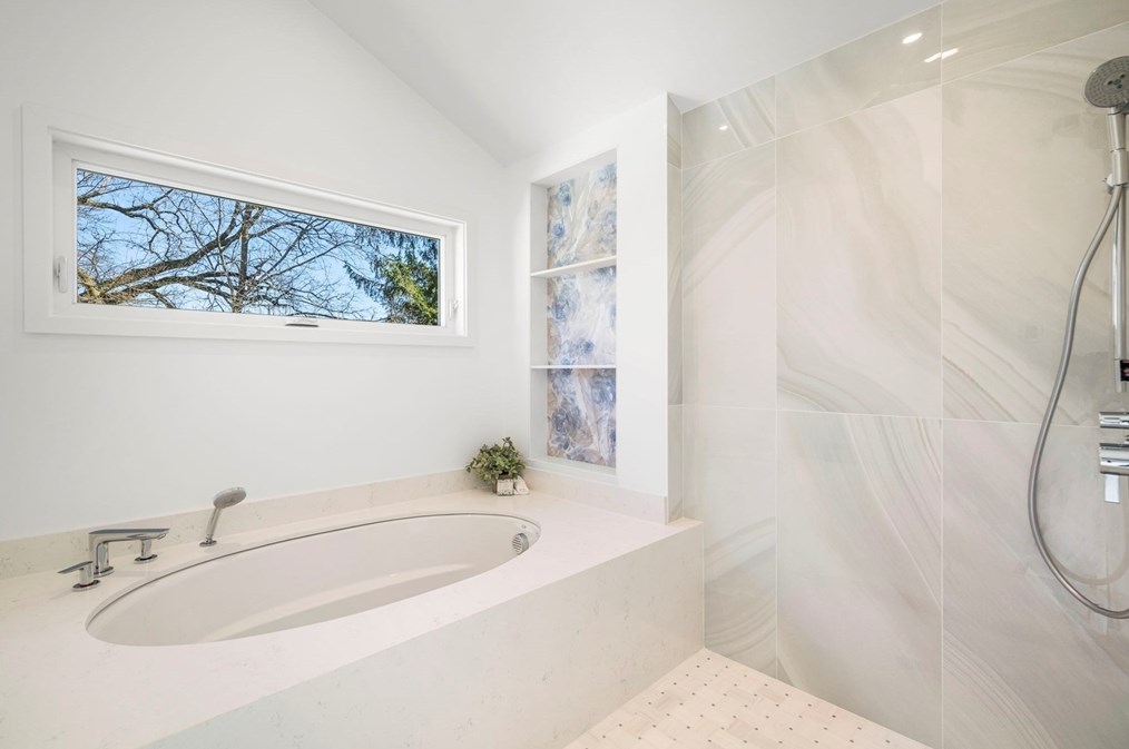 70 Dow Ave, Arlington MA  02476-7106 exterior