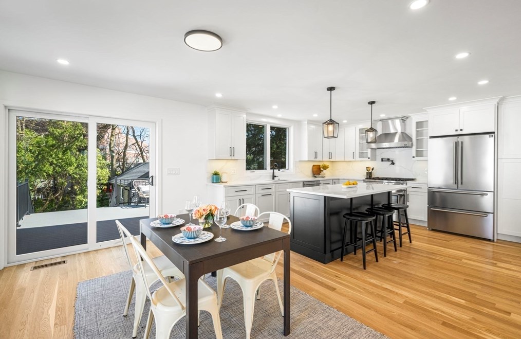 70 Dow Ave, Arlington MA  02476-7106 exterior