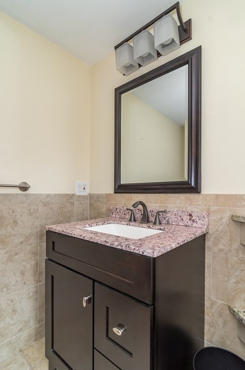 40 Beacon St, Natick MA  01760-2822 exterior