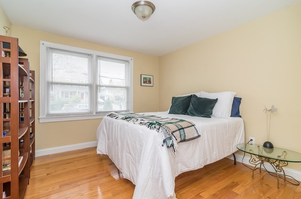 40 Beacon St, Natick MA  01760-2822 exterior